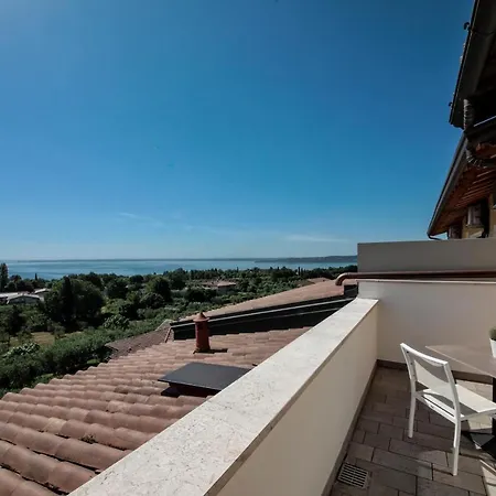 Bed & Breakfast H2o 4*